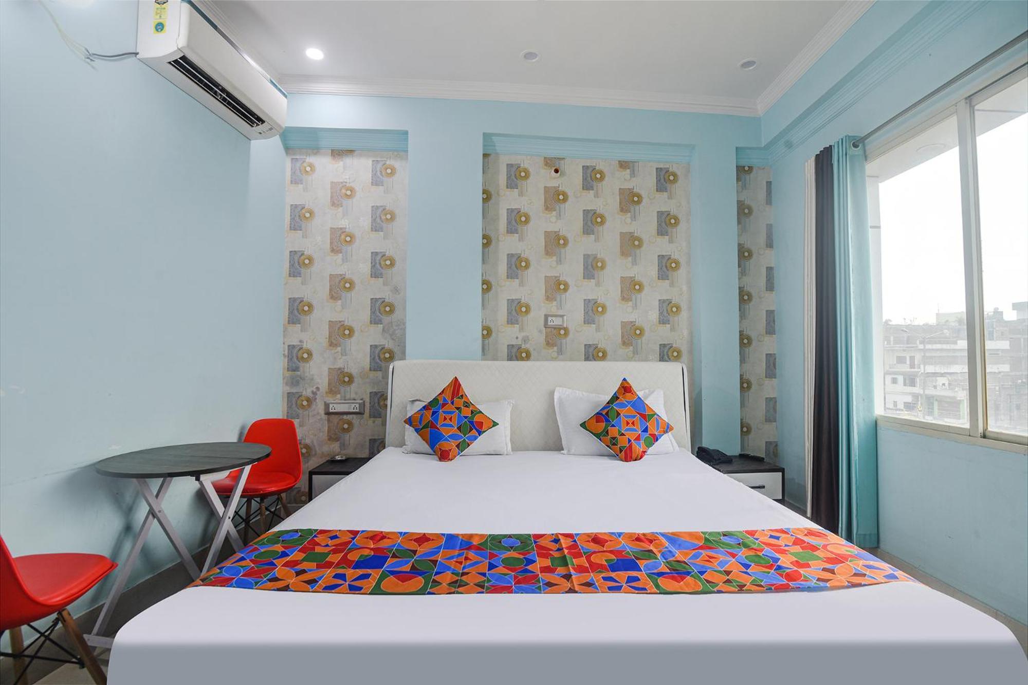 Hotal Raj Niwas Hotel Patna  Buitenkant foto